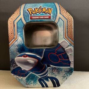 Pokémon Legends of Hoenn Tin - Groudon & Kyogre Artwork